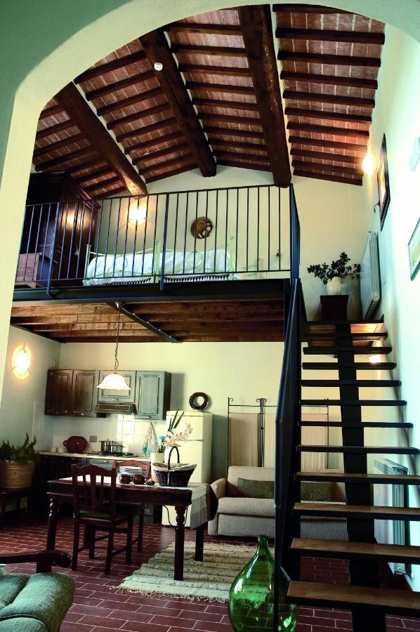 Agriturismo La Burraia Vicino A San Gimignano 甘巴西 外观 照片