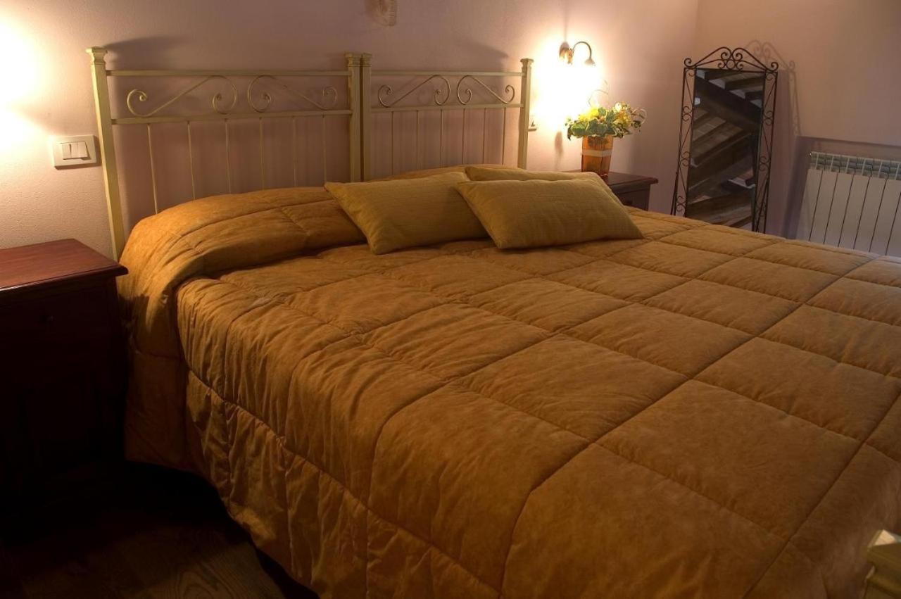 Agriturismo La Burraia Vicino A San Gimignano 甘巴西 外观 照片