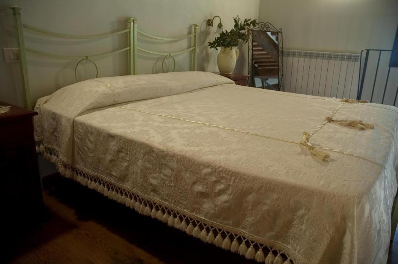 Agriturismo La Burraia Vicino A San Gimignano 甘巴西 外观 照片